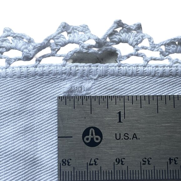 Vintage Embroidered Floral Table Runner With Crocheted Edges 18x42 - Picture 11 of 11